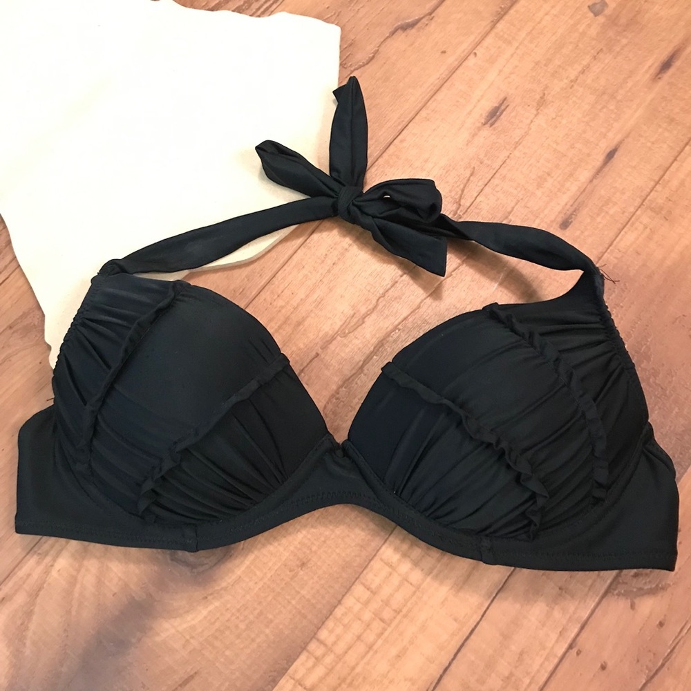 Betseyville ruffle swim top sz medium